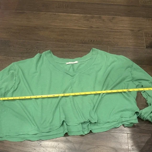 We The Free Green V-Neck Tee - Picture 12 of 14